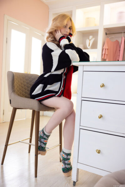 Minnie Lighter Varsity Sweater Met Art